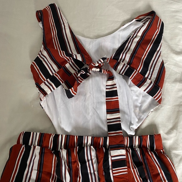 Striped Jumpsuit - Picture 3 of 4